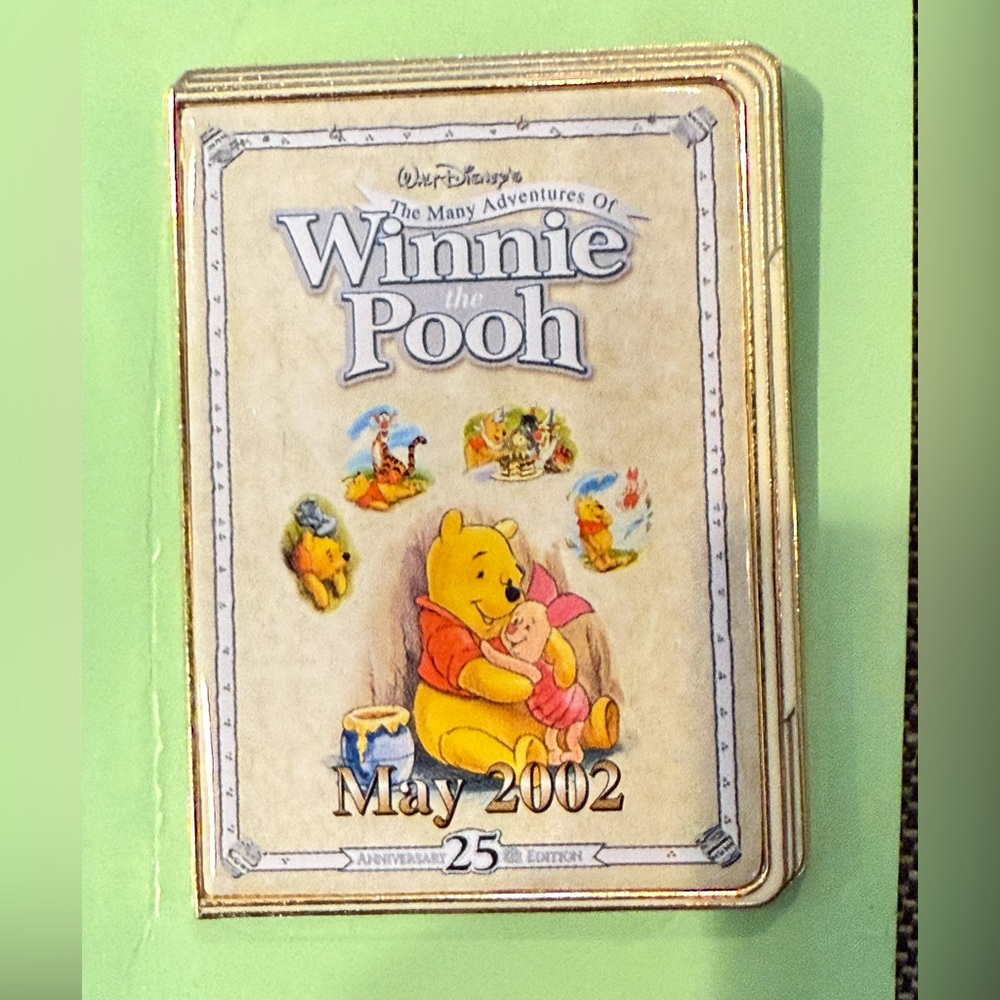 Disney The May Adventures of‎ Winnie the Pooh May 2002 25th Anniversary Pin!